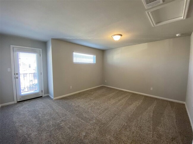 Building Photo - 1712 Artesian Spgs Xing