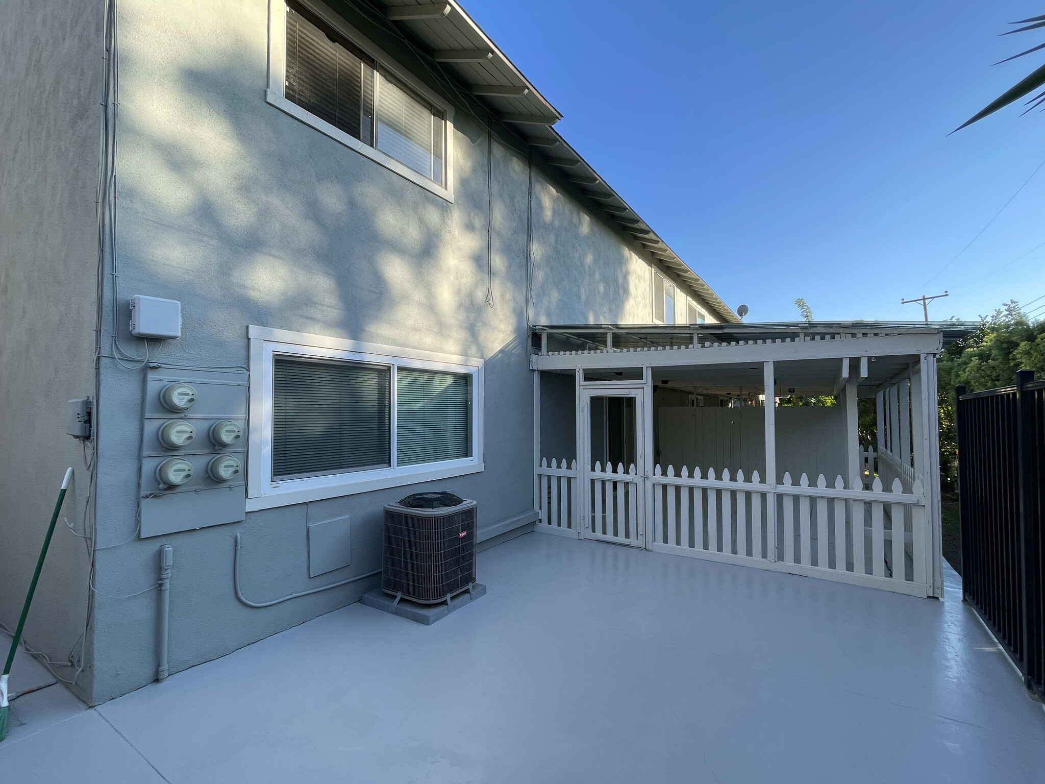 Building Photo - 18142 Mandarin Ln
