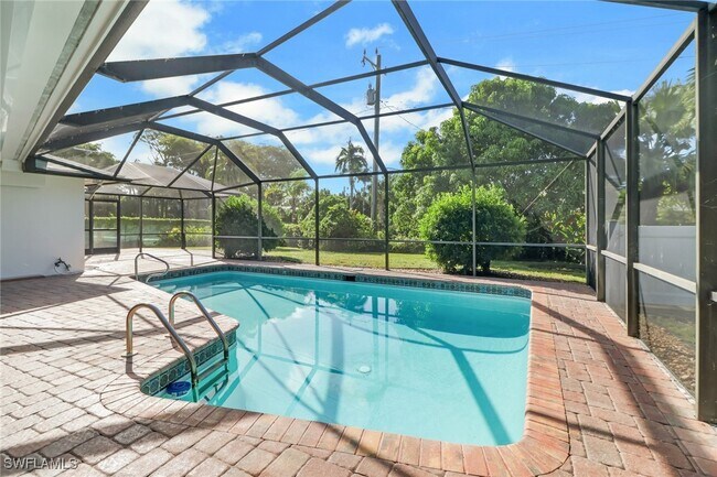 Building Photo - 750 Southern Pines Dr