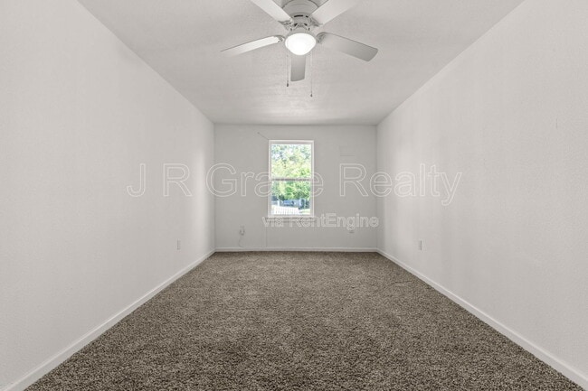 Building Photo - 2317 Maple Ave