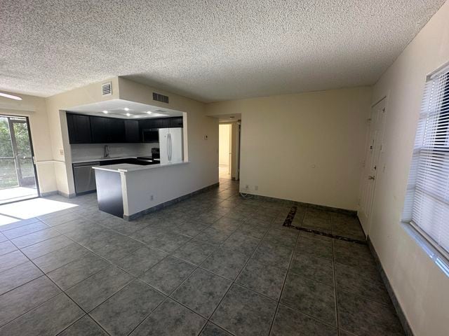 Building Photo - 4247 Oak Terrace Dr