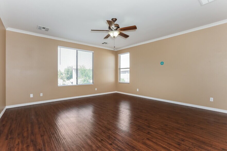 Building Photo - 4128 E Desert Sands Pl