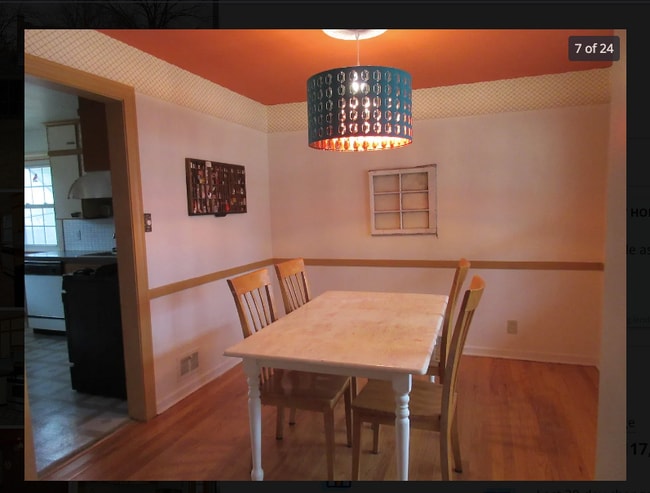 Building Photo - 2081 W Riverview Ave