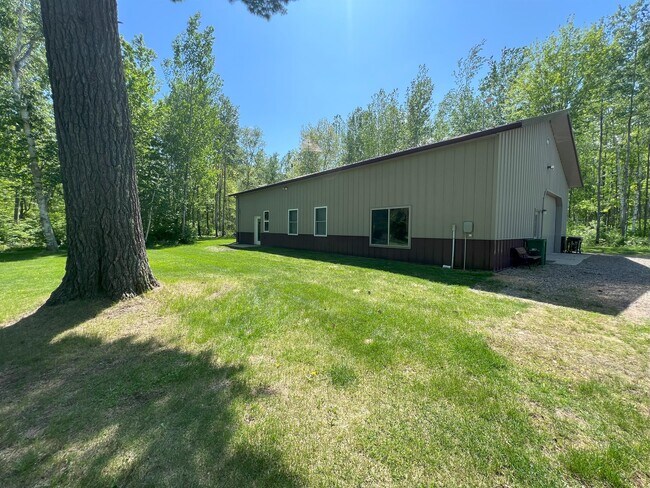 Building Photo - 47850 Scenic Hwy