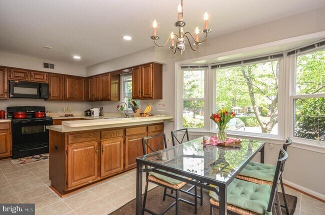 Building Photo - 12489 Sweet Leaf Terrace