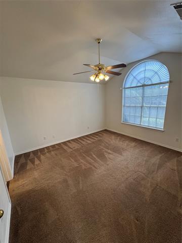 Building Photo - 100 Streamside Dr
