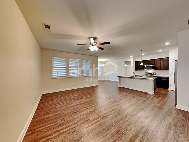 Building Photo - 5085 Franks Creek Way