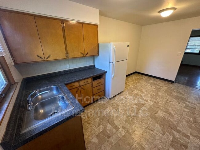 Building Photo - 3015 N 53rd St