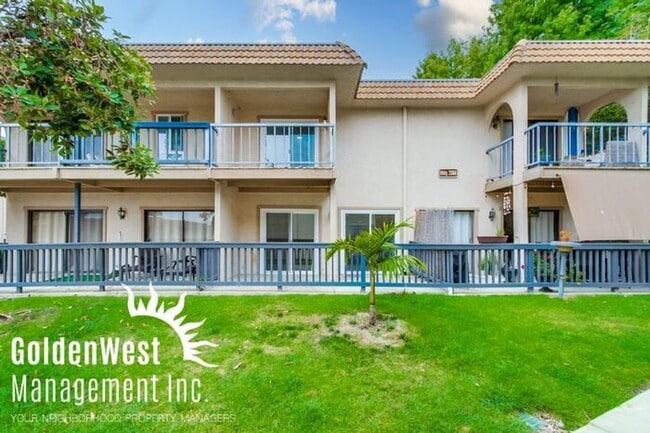 Building Photo - Stunning Two-Story 2Bdm 2.5Ba Townhome in ...