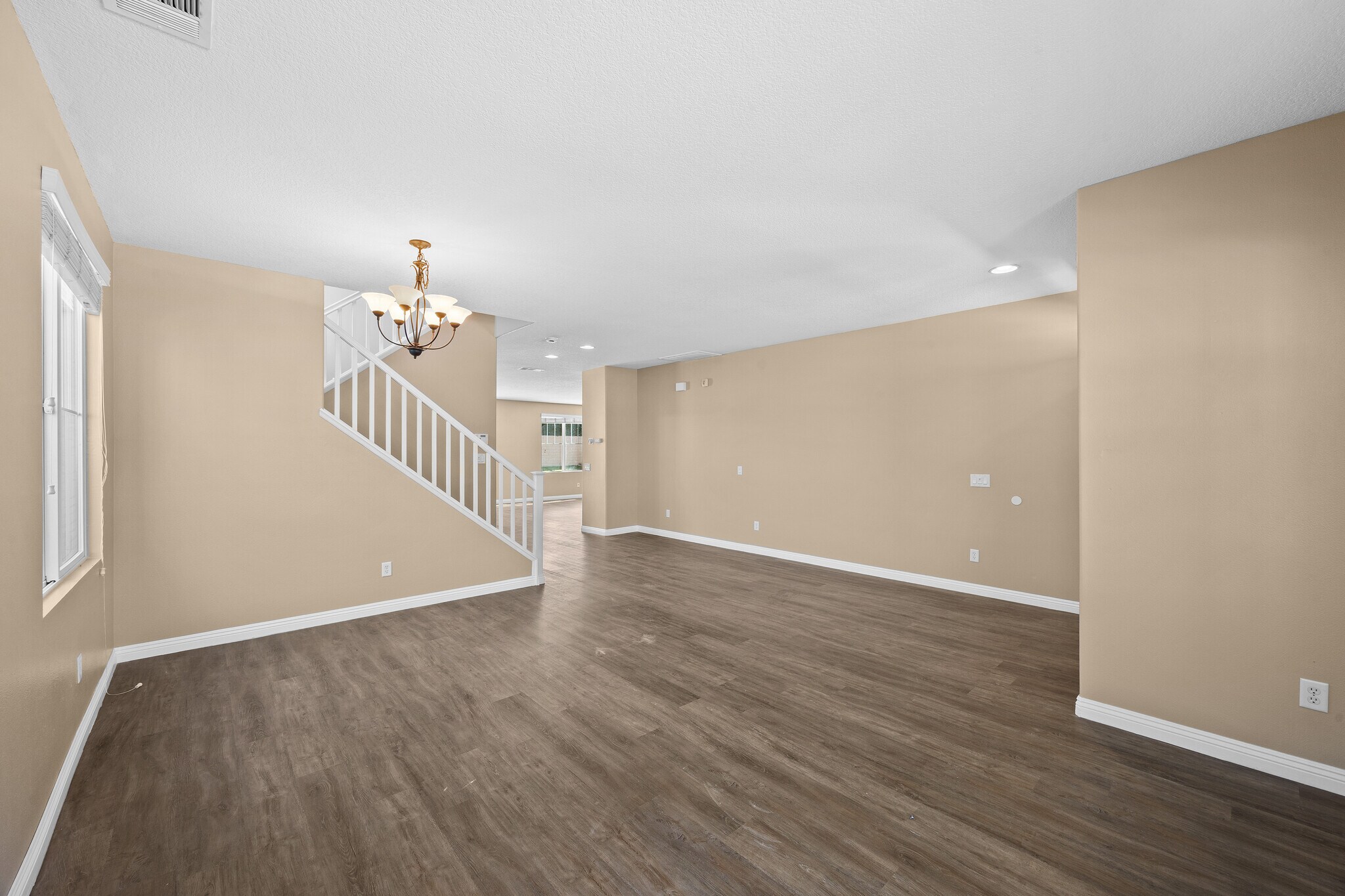 Building Photo - 38442 Wakefield Pl