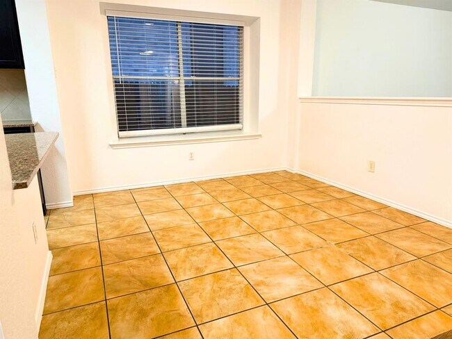 Building Photo - 711 Settlement St