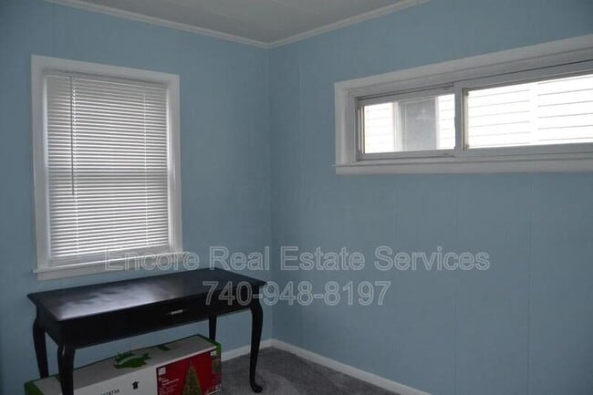 Building Photo - 450 Mt Vernon Rd