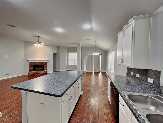 Building Photo - Where Comfort Meets Convenience in Marine Creek Ranch