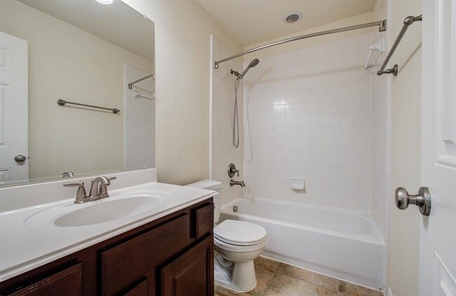 Building Photo - 5015 Crystal Wind Ln