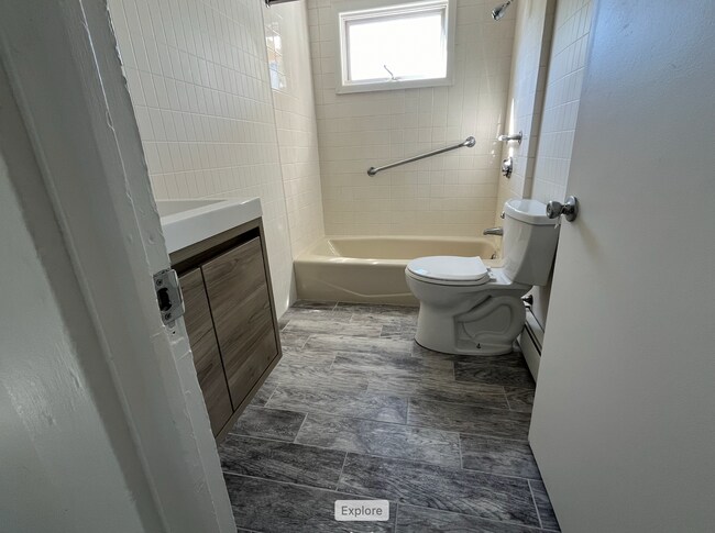 Building Photo - 41 Campaw St