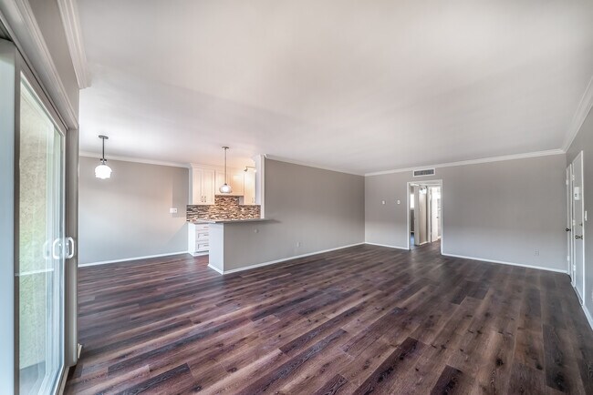 Building Photo - 5328 Newcastle Ave