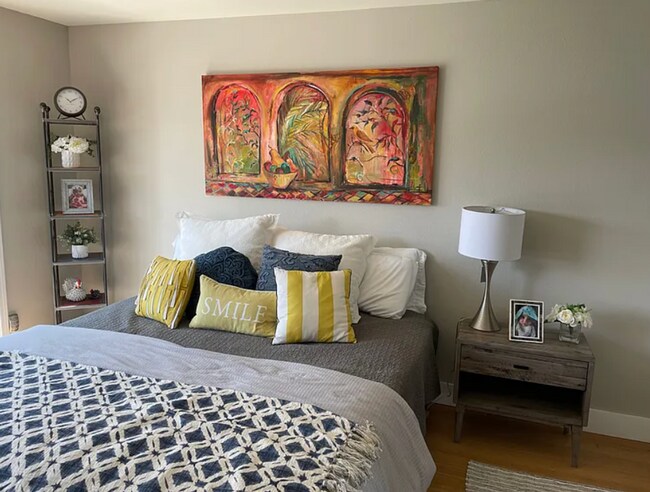 Building Photo - OPEN HOUSE 11AM-1PM Sunday 7/19 - Rare prime waterfront home right on the San Mateo Lagoon, avail...