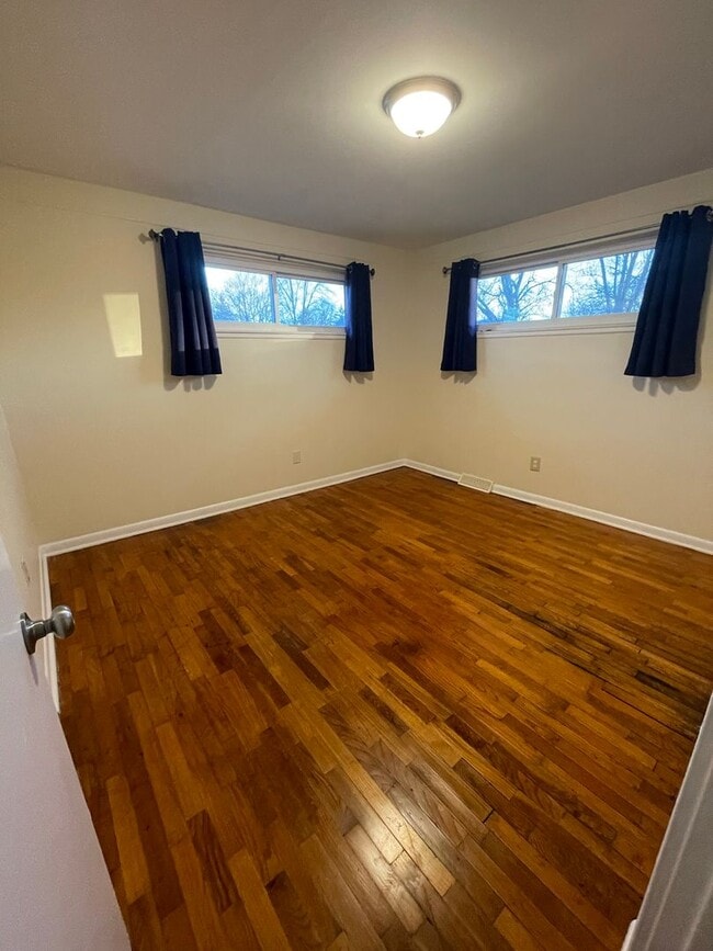 Building Photo - Three Bedroom Ranch Home - AA/Pittsfield Township