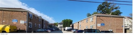 Building Photo - 171 Blaview