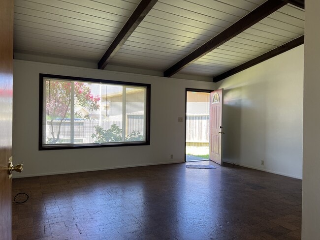 Building Photo - 1268 Fernwood Dr