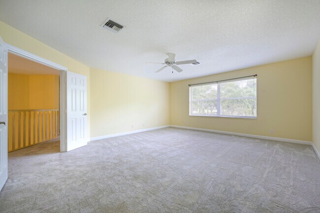 Building Photo - 248 Bluejay Ln