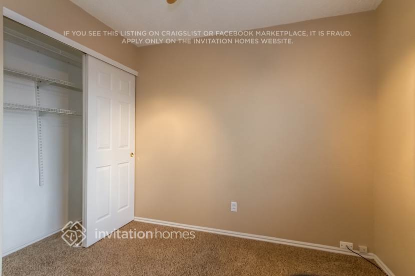 Building Photo - 8738 Snowbird Way