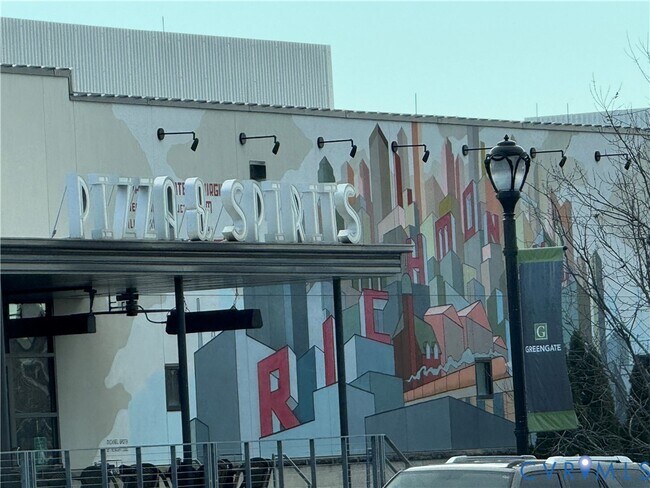 Building Photo - 527 Munson Woods Walk