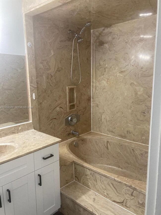 Building Photo - 35 Crossings Cir