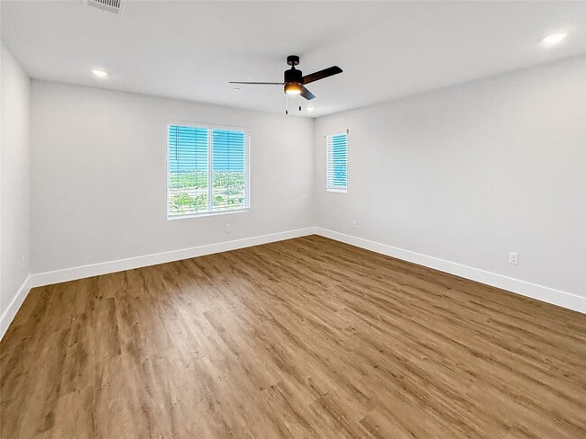 Building Photo - 5613 Mobeetie Lp