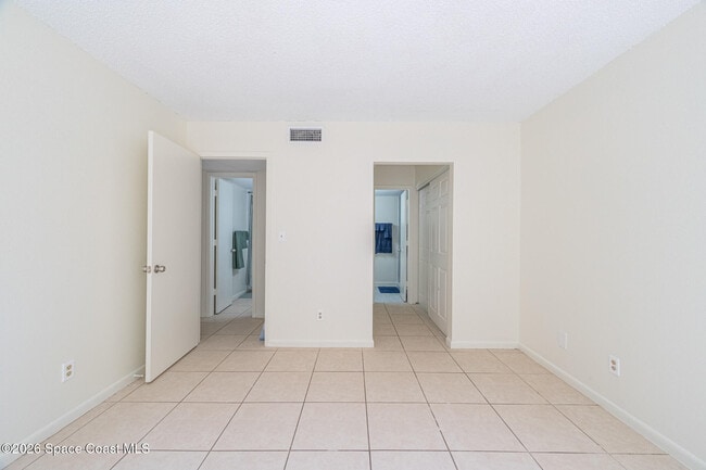 Building Photo - 1641 Sunny Brook Ln
