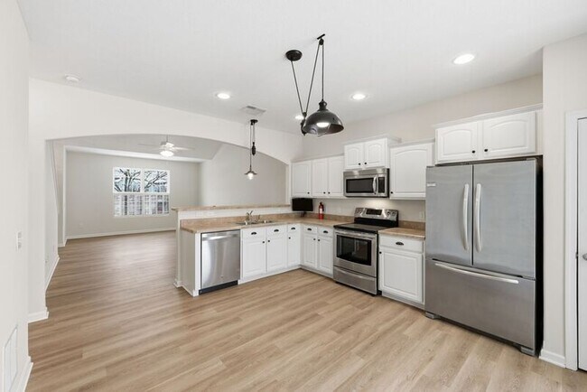 Building Photo - 5786 Marble Creek St