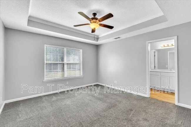 Building Photo - 3 Throgs Neck Way