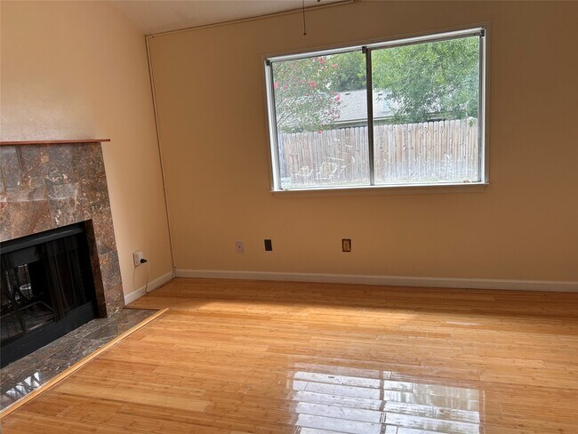 Building Photo - 16327 Beretta Ct