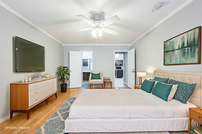 Building Photo - 5900 Rising Meadow Dr