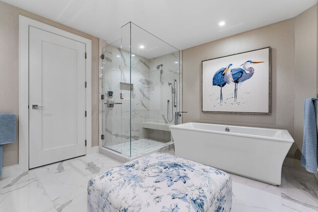 Building Photo - Vistablue Ultra Luxury Oceanfront Condo. 3 bed 3 bath. Singer Island.