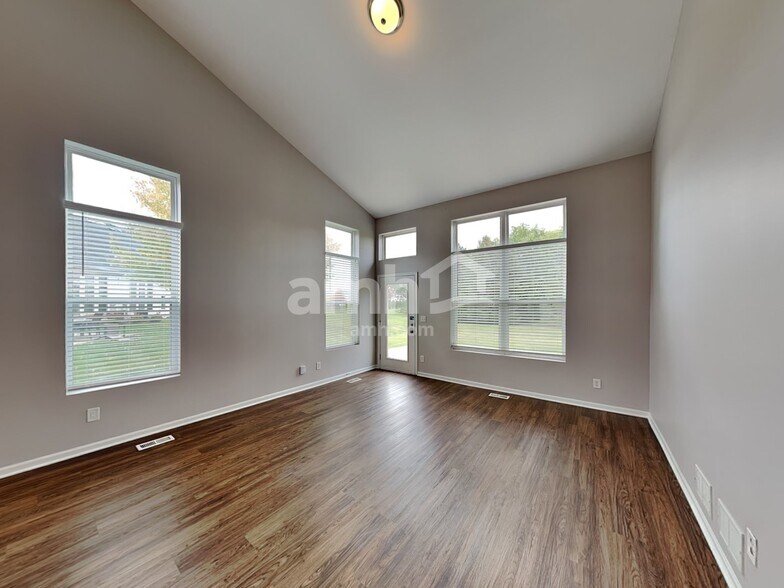 Building Photo - 4524 Winchester Ln