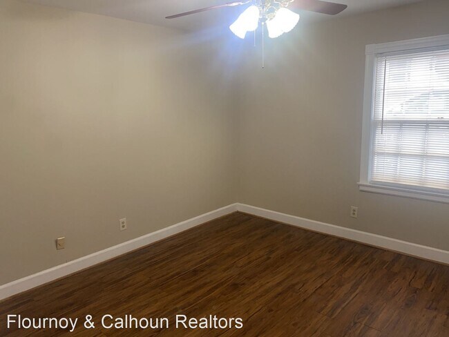 Building Photo - 2 br, 2 bath House - 2230 Cherokee Avenue #25