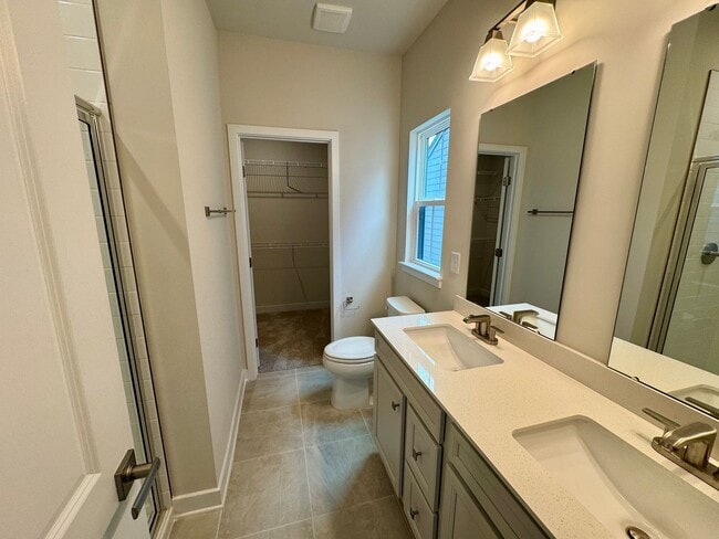 Building Photo - New Construction in Southend