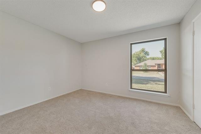 Building Photo - 3510 Jonquil Ln