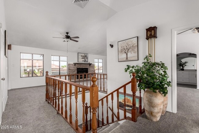 Building Photo - 15604 E Mustang Dr