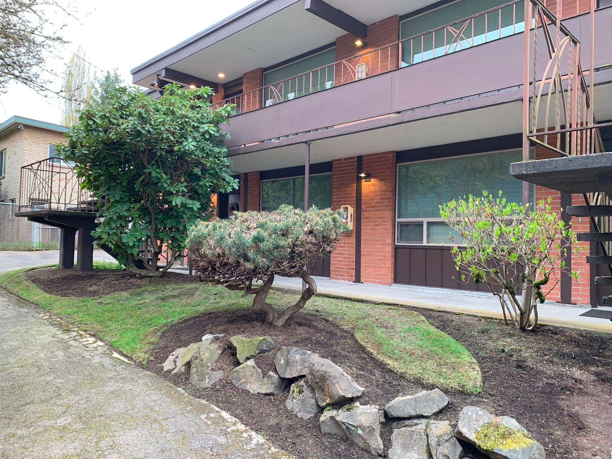 Building Photo - 3513 NE 95th St