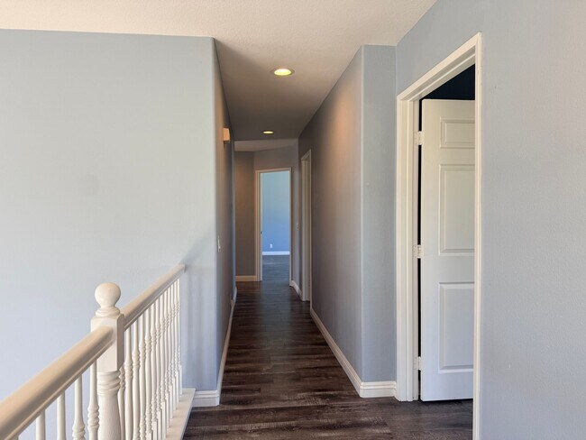 Building Photo - Stunning 5-Bedroom Pool Home in Corona is now available for rent