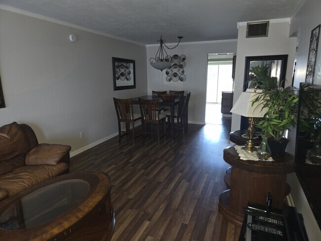 Building Photo - 216 Brandywine Dr