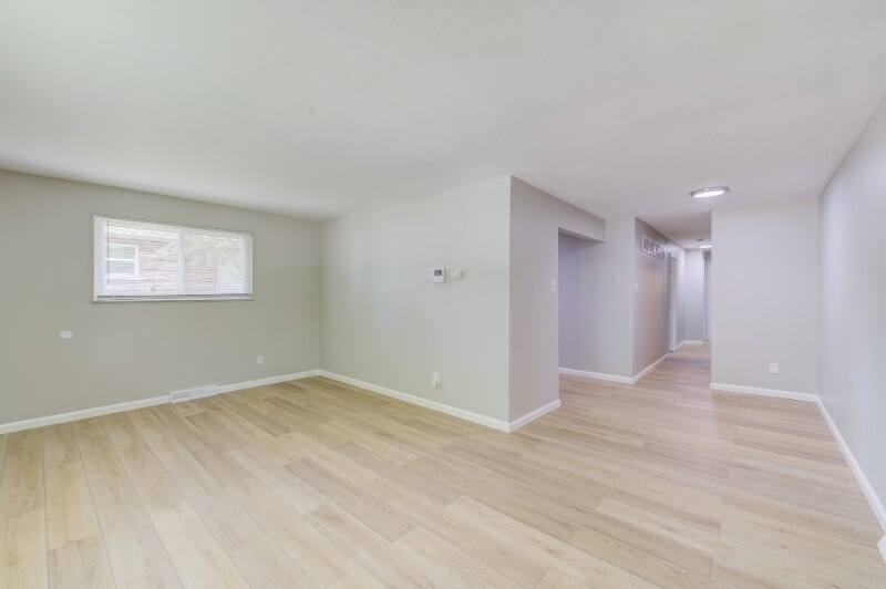 Building Photo - 4063 Esseldale Dr