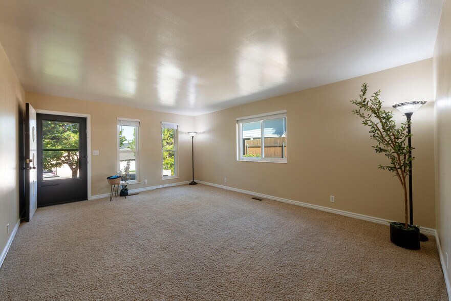 Living room up - 5085 S 2870 E