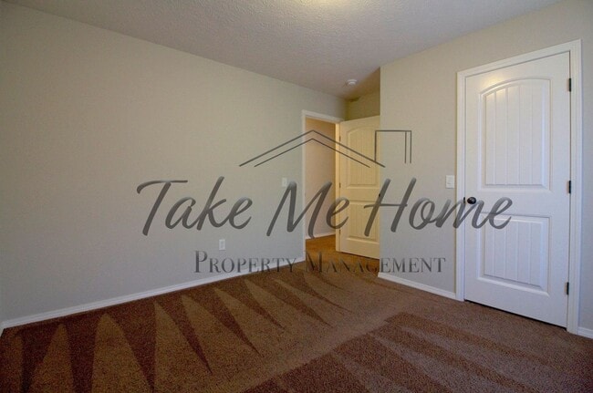 Building Photo - 3 Bedroom in Ozark School District!