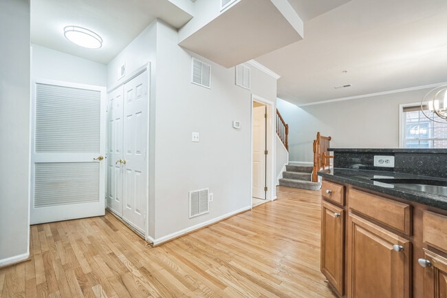 Building Photo - 4647 Red Admiral Way