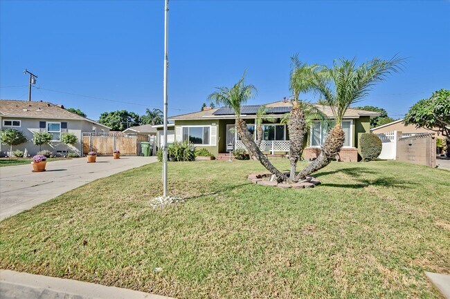 Building Photo - 9239 Bonavista Ln