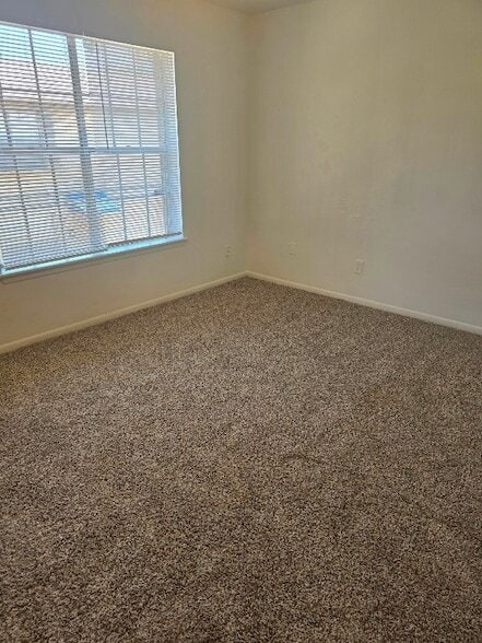 Building Photo - 600 Hilliard St