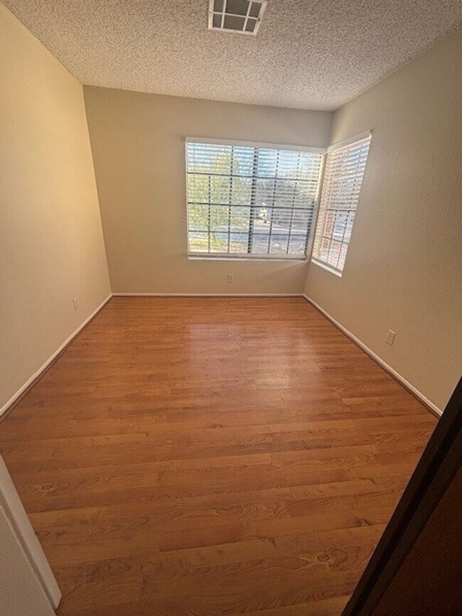 Building Photo - Rancho Las Palmas